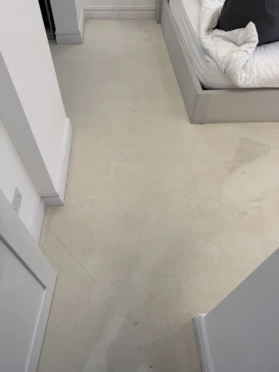Bedroom carpet before cleaning