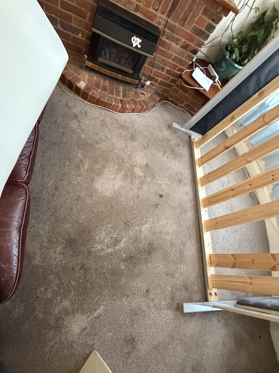Landing carpet before cleaning